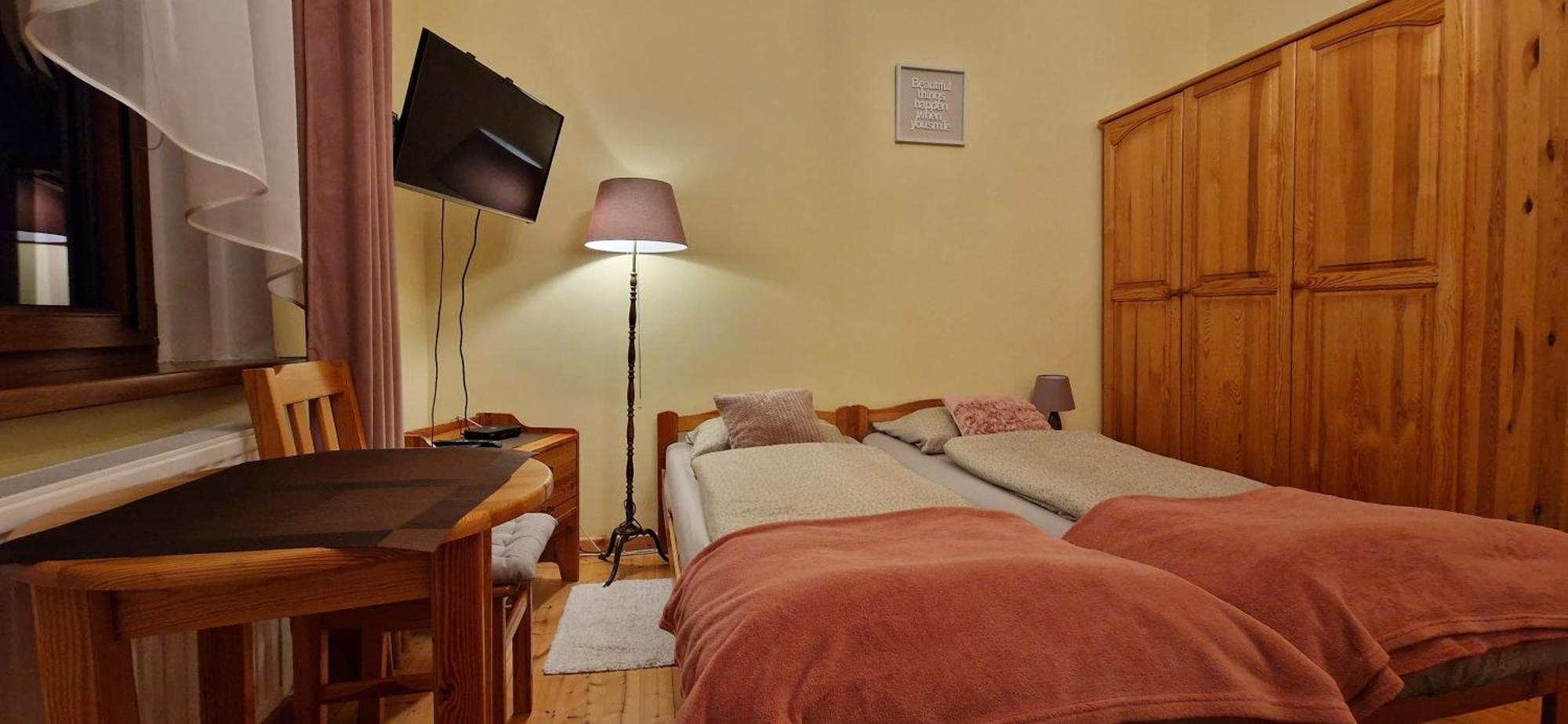 Dom Pod Różami Agroturyst Srebrna Góra Exterior foto